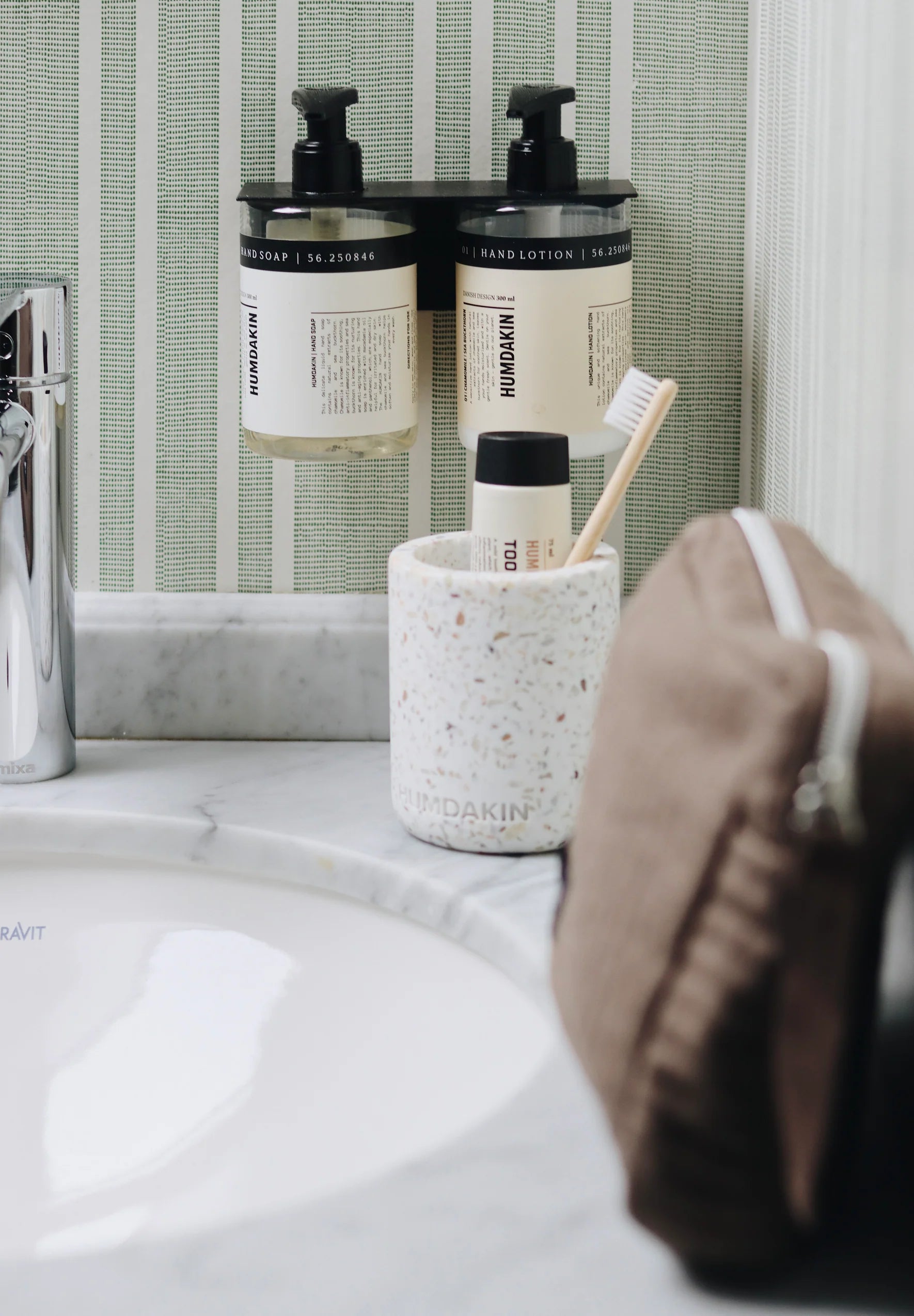 Humdakin - Linen Toiletry Bag - Waldorf