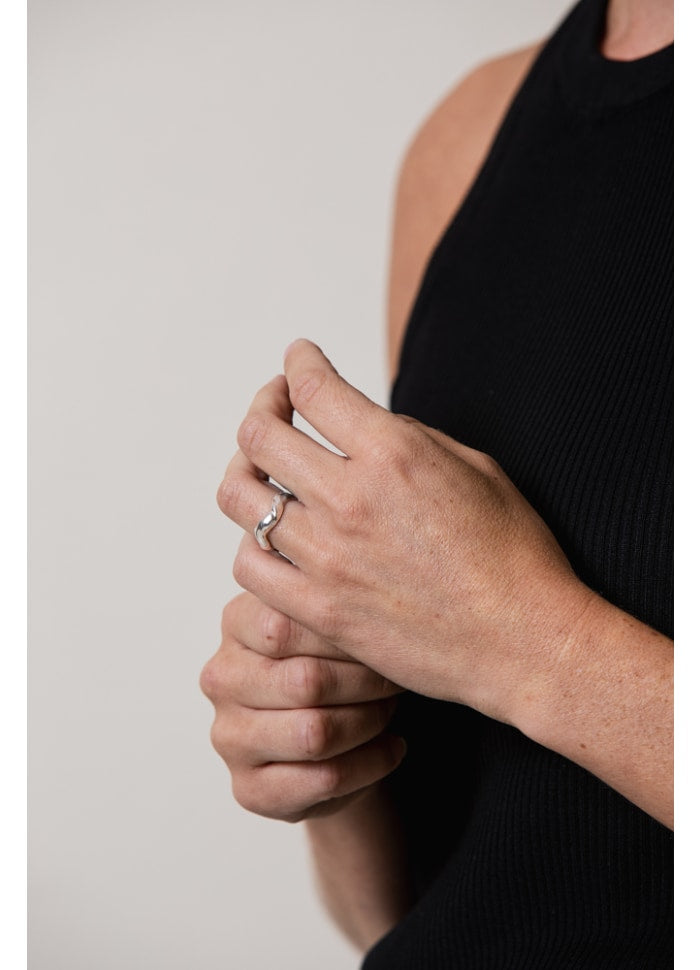 IX STUDIOS - Cleo Ring Sølv