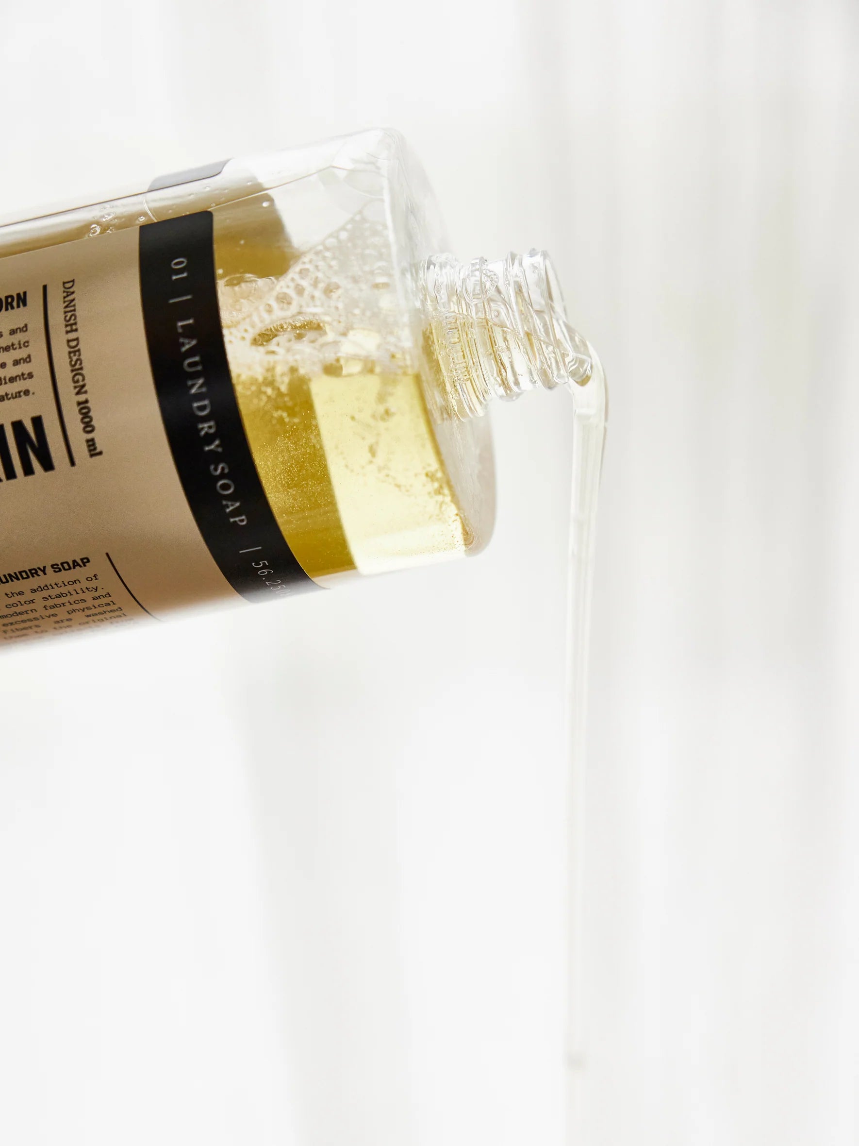 Humdakin - 01 Laundry Soap - Chamomile & Sea Buckthorn
