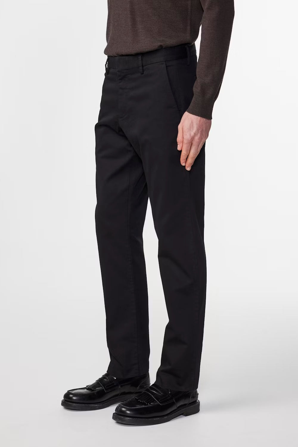 Theo Klassisk tailored slim fit Chino