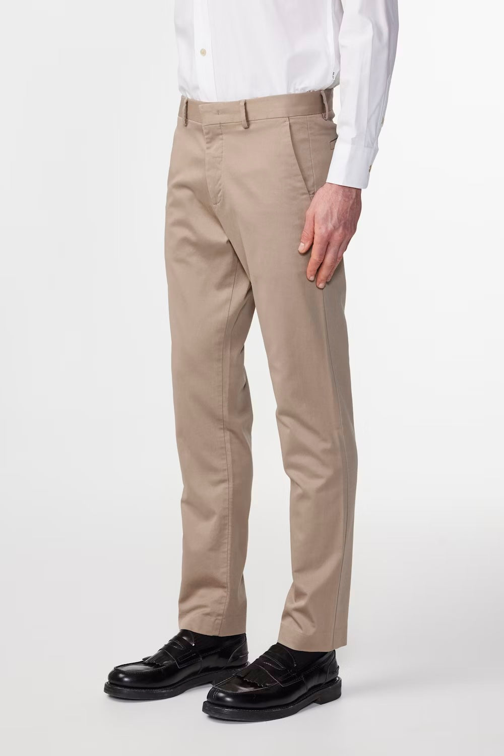 Theo Klassisk tailored slim fit Chino