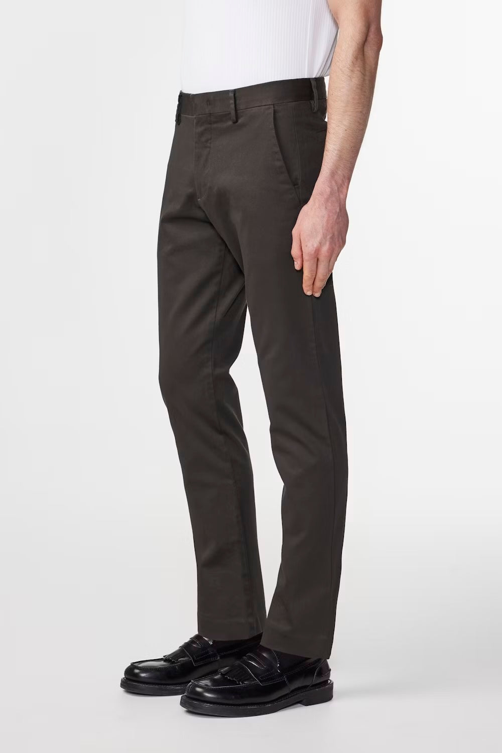 NN07 - Theo Klassisk tailored slim fit Chino